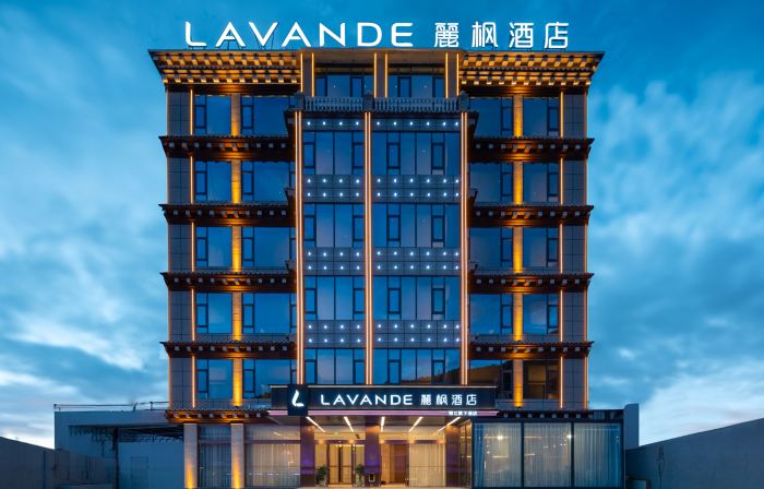 Lavande Hotel (Ganzi Batang Branch, National Highway 318)