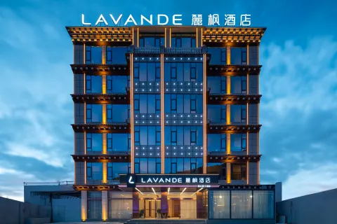 Lavande Hotel (Ganzi Batang Branch, National Highway 318)