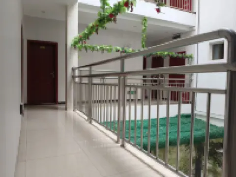 Mengzi No. 68 Inn (Honghe College Branch, Honghe Avenue)