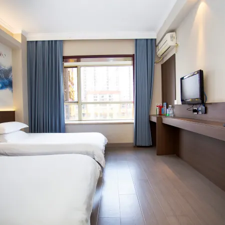 Sanjin Furong Hotel (Fuqian Street) Отели в г. Баодэ
