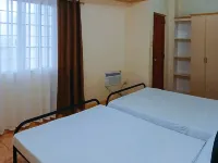 RedDoorz @ Yssa Ademar near Robinsons Jaro Hotels in Iloilo