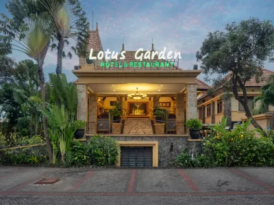 Lotus Garden Hotel by Waringin Hospitality Hotellit kohteessa Sukorame