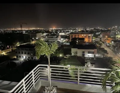 Joy Luxury Estate Kingston Hotel a 