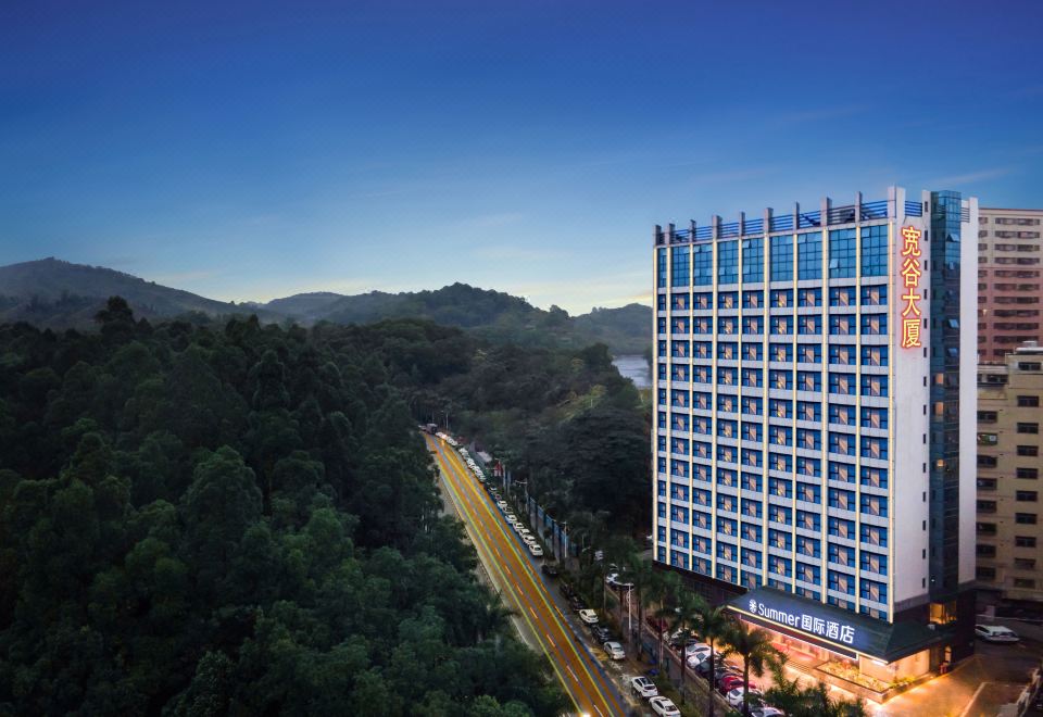 hotel overview picture