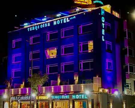 Turquoise Pyramids & Grand Egyptian Museum View Hotel Hotel di Cairo