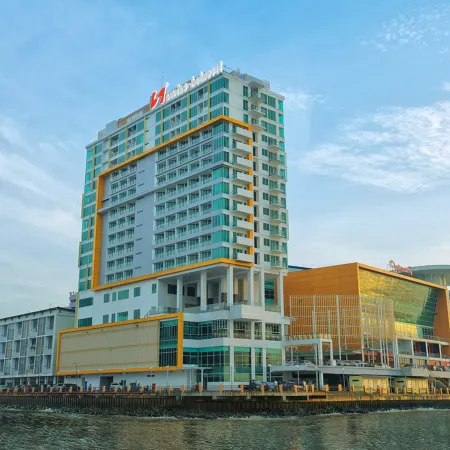Swiss-Belhotel Balikpapan Отели рядом с достопримечательностью «Парк Бекапай»