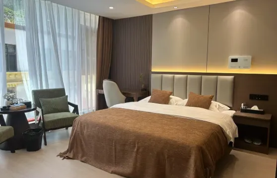 邊壩麥曲河府民宿