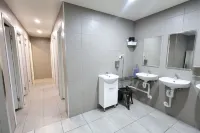 Perth City Backpackers Hostel - note - Valid passport required to check in