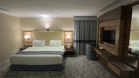 Al Shahba Al Fayhaa Hotel Отели рядом с достопримечательностью «Abbar and Zainy Building»