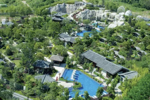 Phoenix City Hot Spring Resort