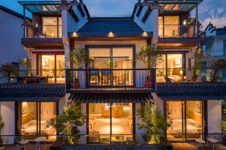 Taiping Lake Wanghu Mountain House Holiday Homestay Отели рядом с достопримечательностью «Dongtianwan Scenic Spot»