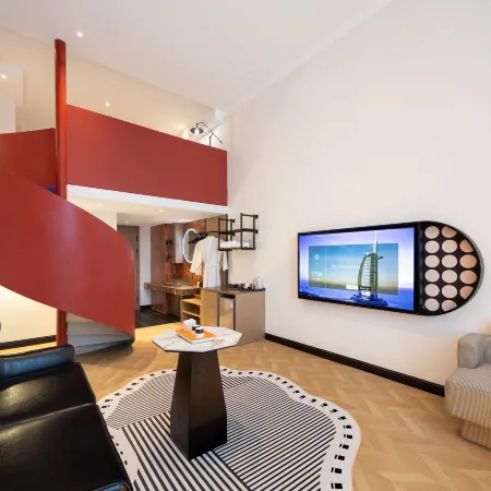 EPOCH & ELEGANCE HOTEL