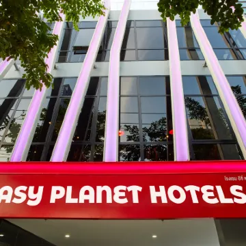 โรงแรม อีซี่ แพลนเนต กรุงเทพฯ สุรวงศ์ โรงแรมใกล้ตลาดกลางคืนพัฒน์พงษ์
