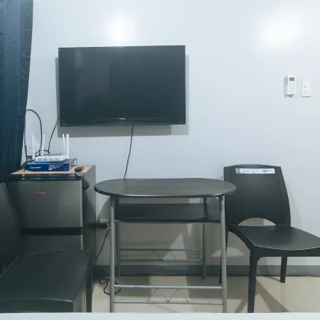 VCloud Hills Boarding House Near NAIA Terminal