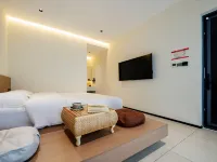 Cuoluoge Homestay (Beijing Tongzhou Universal Resort) - พร้อมระเบียง