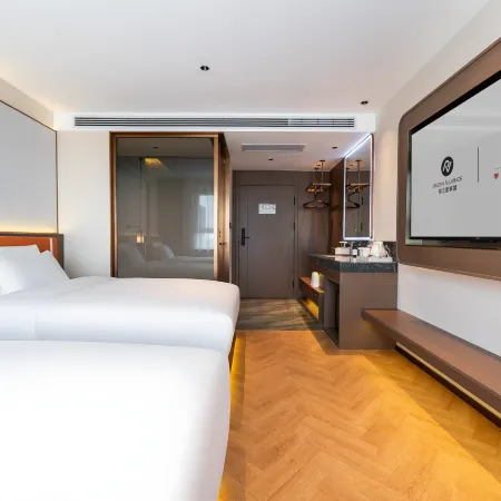 Jifeng International Hotel (Qiemu City Branch)