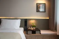 STADSBESÖK Longzhu Hotel (Yibin Hejiangmen Daguanlou) Hotel in zona Zhenwushan Ancient Building Group