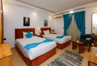 Pyramids Gem Plaza Boutique Hotel & Restaurant