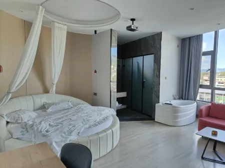 Zunyuanlai Hotel Отели в г. Луцюань