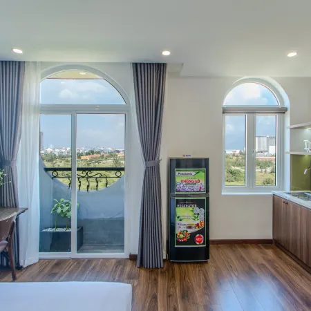 Fusia Hotel & Apartment Отели рядом с достопримечательностью «Marble Moutain»