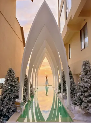 Xi'an Scenic Apartment (MOMOO Momo Sea) Hotels near Pengfei Park