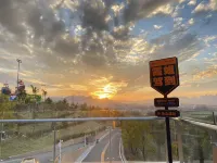 Shaoguan Longtai Wengshanyuan Hot Spring City - Mountain view