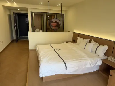 Yimei Homestay (Huashang International) Hotels in Nanhu Sports Center/Huashang International City