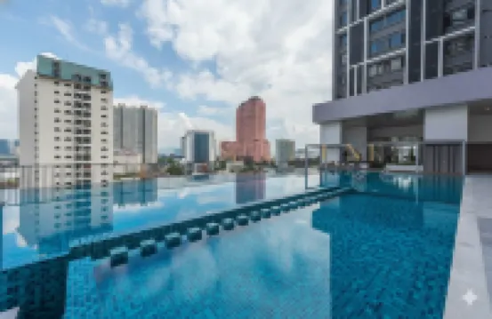 Modern Seaview 2Br Duplex High Floor Heart of George Town 73A