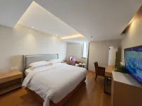 ZX.Yue Hotel (Chongqing Jiangbei International Airport Branch) - gimnasio
