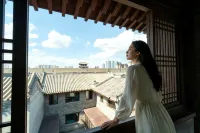 Nanshe Courtyard | Designer Vacation Homestay (Datong Ancient City Huayan Temple Branch)