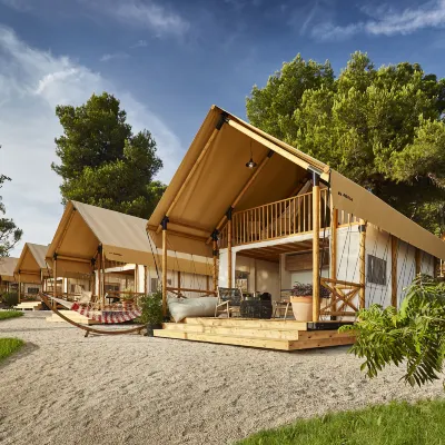 Arena One 99 Glamping Hotels near Benazic Winery