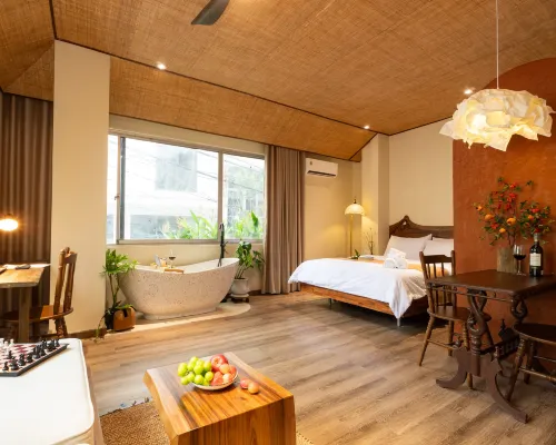 PINhome - PIN Boutique Stays Hotels near Le Van Tam Park