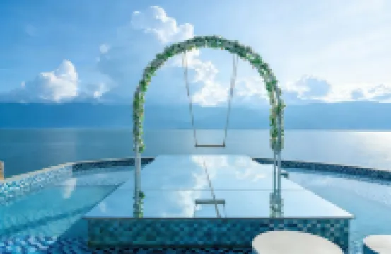 Floral Hotel·Towards the Clouds Villa(Shuanglang, Dali, Erhai)