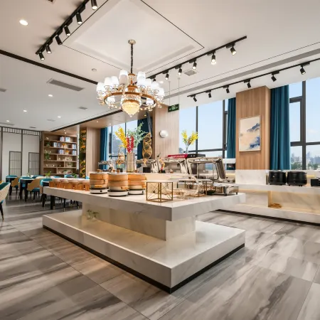 H HOTELS