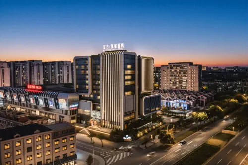 EASTERN GLORIA PLAZA HOTEL