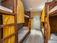 Hostel More โรงแรมใกล้จัตุรัสรถไฟ