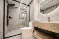Jujia Hotel (Zhaotong Hejing Plaza) - parcheggio