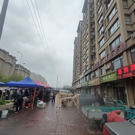Huirun Hotel (Yanji High-speed Railway West Station Museum)