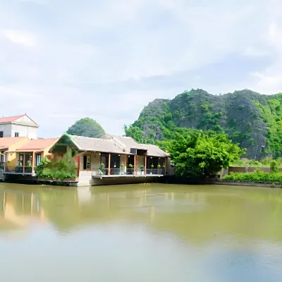 Trang An Peaceful Retreat Hotels near Tam Coc Cave