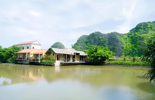 Trang An Peaceful Retreat