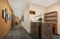 Bowen Hotel