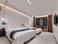 Qianxun Homestay (Baijianlou)