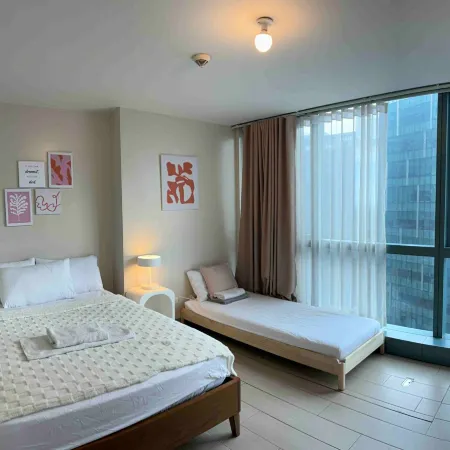 COZI Modern Uptown | Grand Hyatt BGC