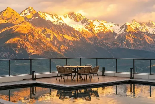 Jinta Snow·MT | 360° Golden Snow‑Capped View, Waterscape Garden Villa (Baisha Ancient Tow)