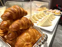 Rujia Ruibai Cloud Hotel (Linjiang Jiangxin Island Branch) - breakfast