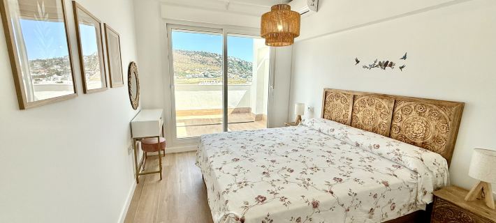 Lirios Residencial Block 1 Penthouse 5 Hotels in Tarifa