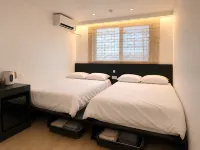SOLNAUM HOSTEL - 2-Star
