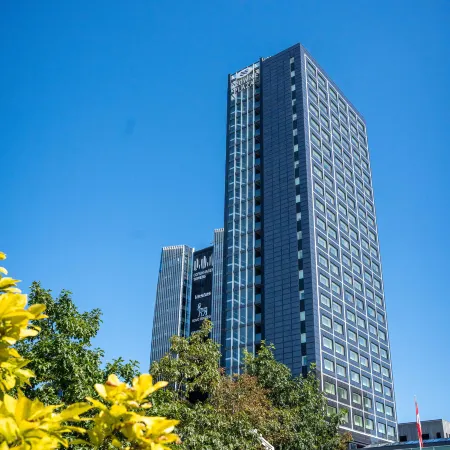 Crowne Plaza COPENHAGEN TOWERS by IHG Отели рядом с достопримечательностью «Станция метро Ørestad»
