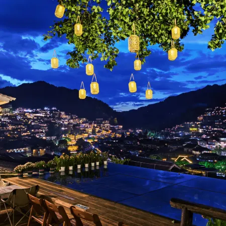 Butterfly Hotel · Huaweimian