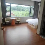 Huayu Hotel - Mountain view